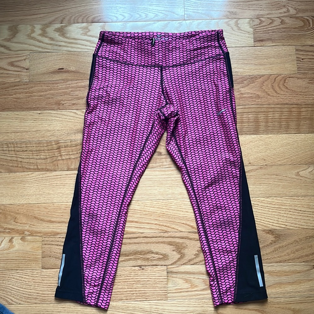 Nike cropped leggings